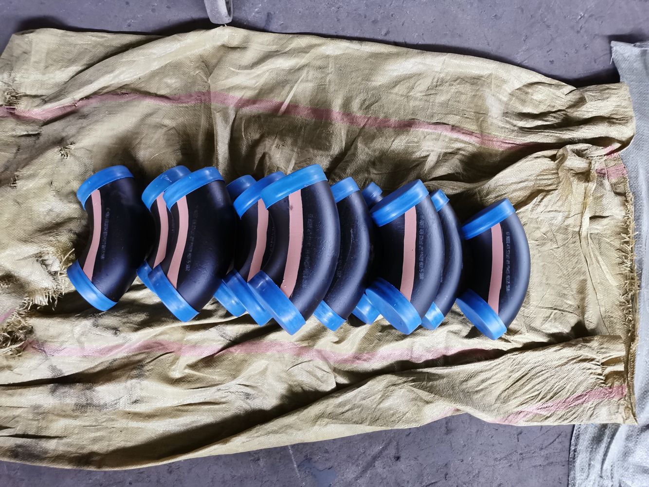 COLOR-CODING-PIPE