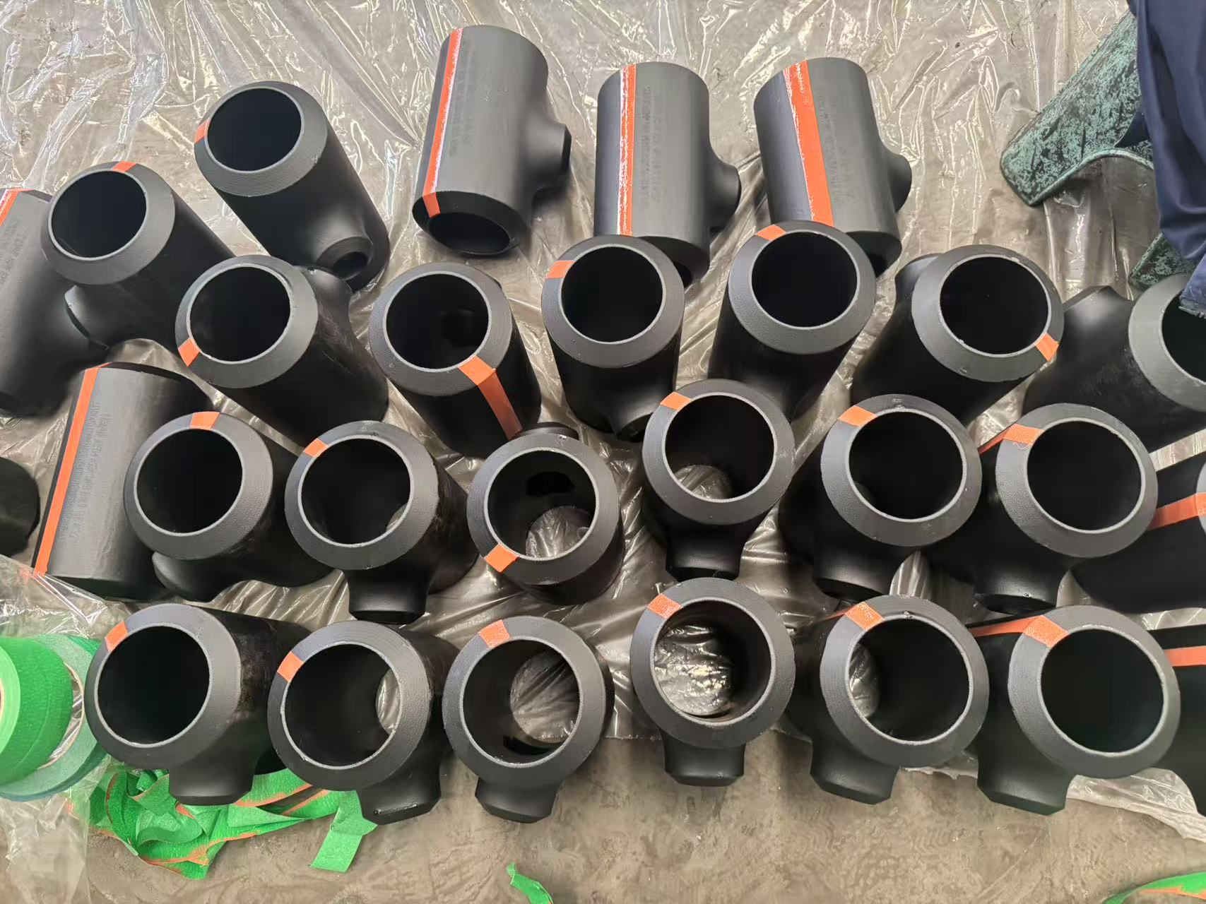 C&N ASTM A234 WPB B16.9 TEES