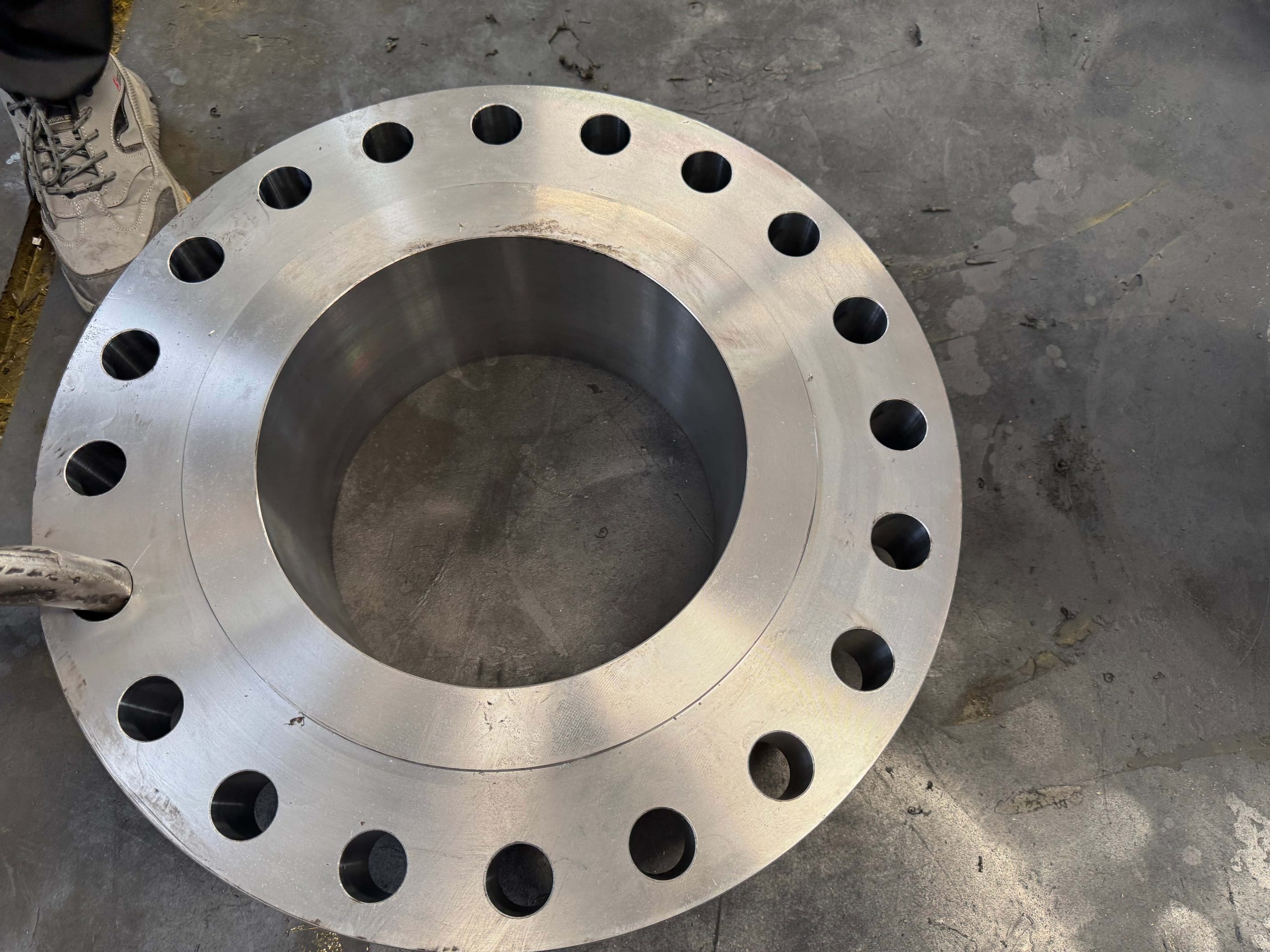 ASME B16.5 ASTM A694 F65 WN RF High-Pressure Corrosion-Resistant Flange